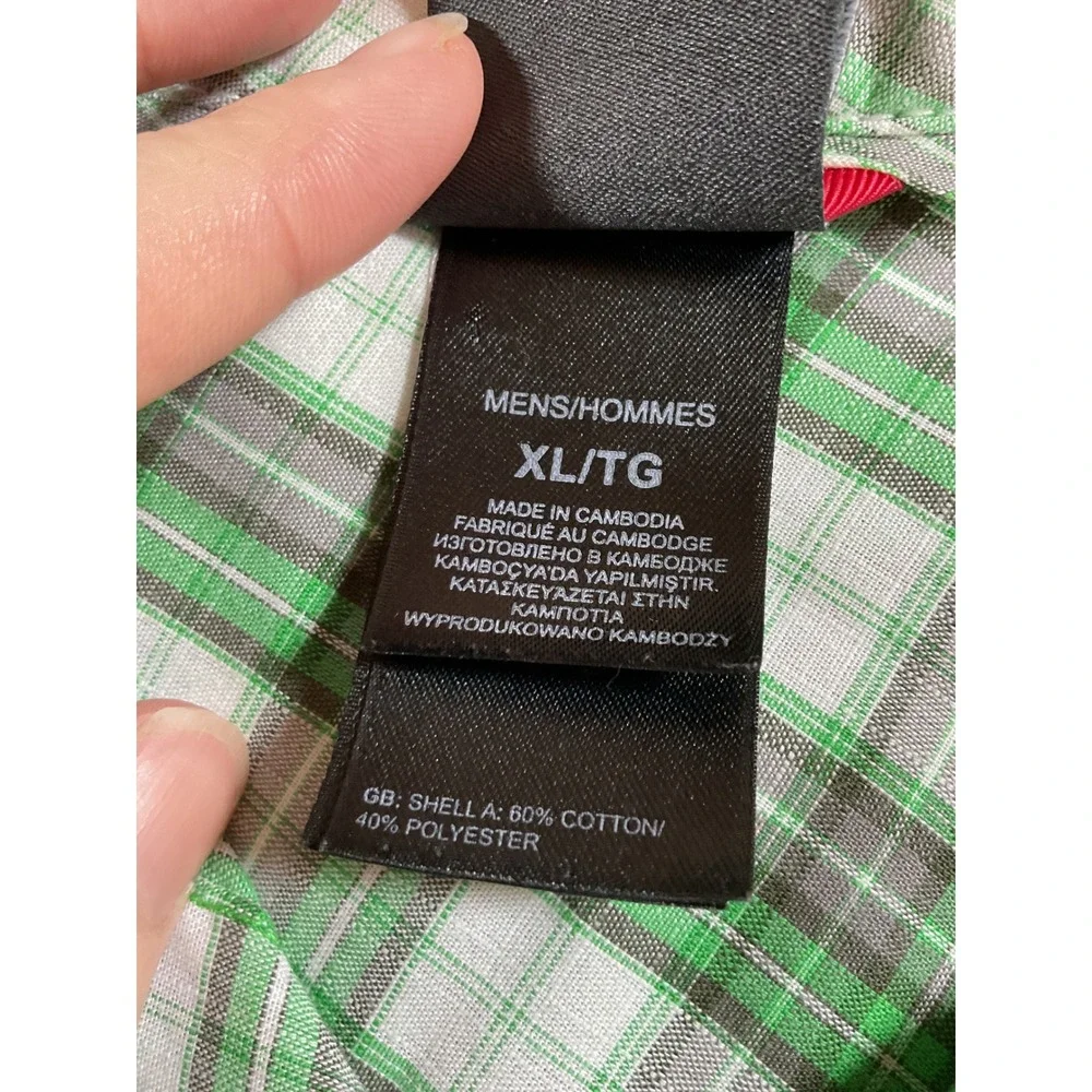 The North Face Mens XL Green Plaid Short Sleeve Button Up Hiking Shirt 1794